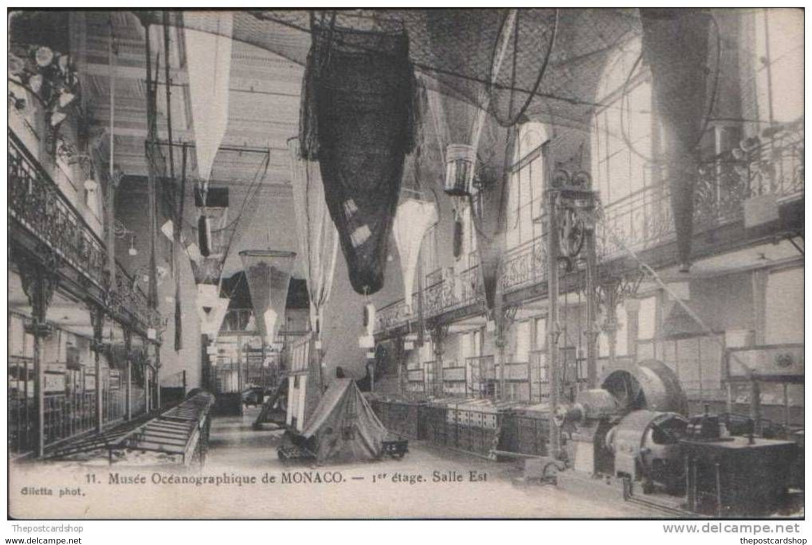 CPA 98 MONACO Musée Océanographique, Salle Est, Premier Etage, Ed Giletta  Phot  No.11 - Oceanografisch Museum