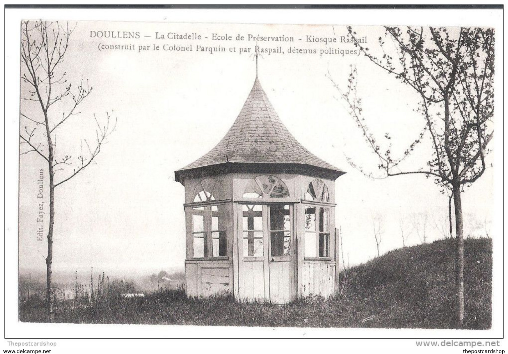 CPA 80 DOULLENS (Somme) - La Citadelle - Ecole De Préservation. Kiosque Raspail UNUSED - Doullens