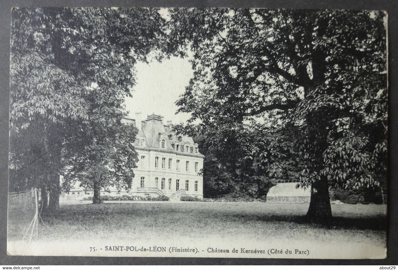 CPA 29 SAINT POL DE LEON - RARE Vue - Château De Kernevez (Côté Du Parc) - NL 75- Réf. P 173 - Saint-Pol-de-Léon