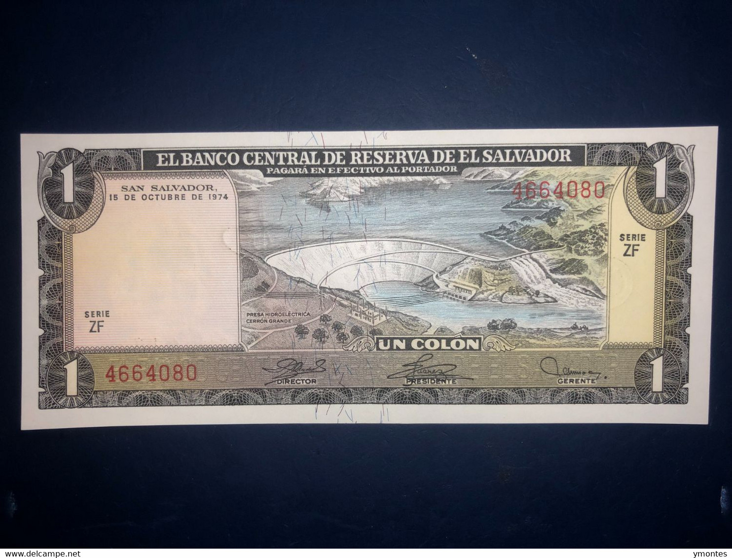 UNC El Salvador Banknote P120 ( 10/15/1974) 1 Colon - El Salvador