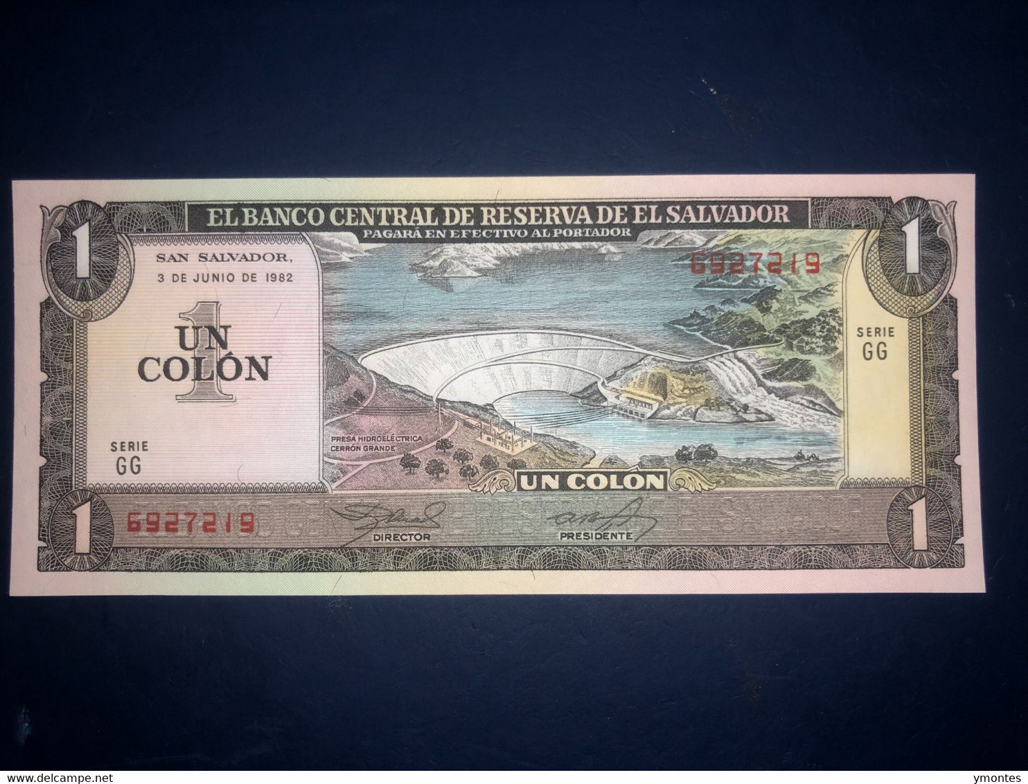 UNC El Salvador Banknote P133a ( 06/03/1982) 1 Colon - El Salvador