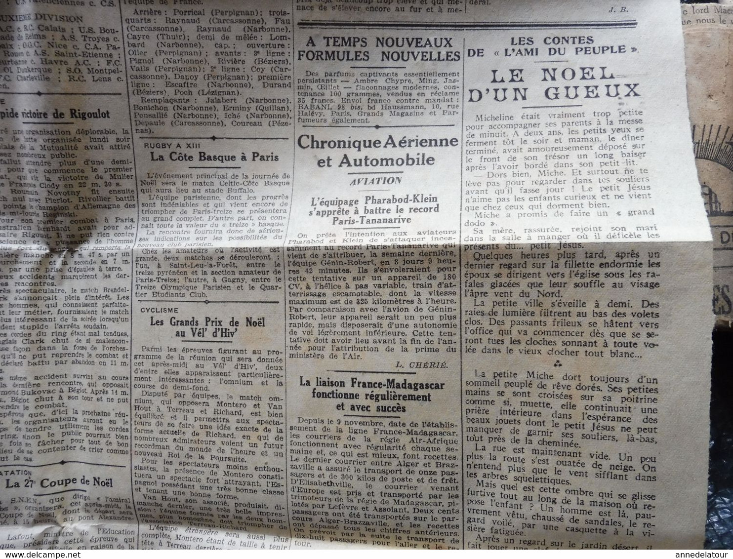 1935  L'arbre de Noël des enfants pauvres à BERLIN , organisé par Goebbels ; etc  ( journal L'AMI DU PEUPLE )