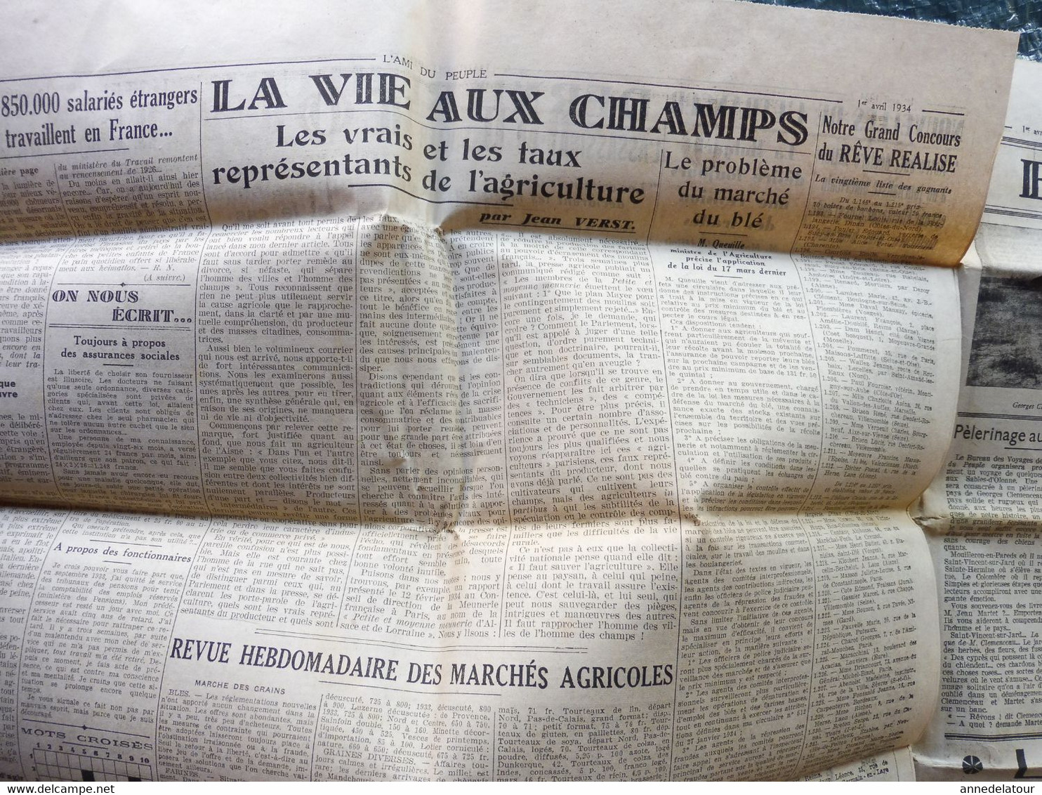 1934 Alors que 850000 étrangers travaillent en France 350000 chômeurs français tendent la main ; etc ( L'AMI DU PEUPLE )