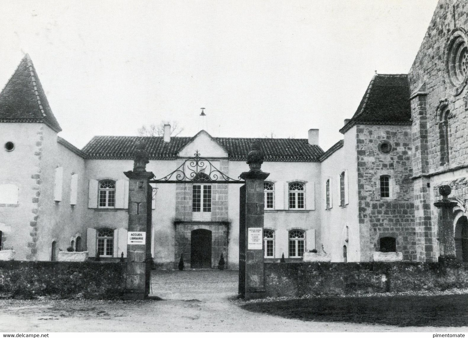 VALENCE SUR BAISE ABBAYE DE FLARAN COUR D'HONNEUR - Other & Unclassified