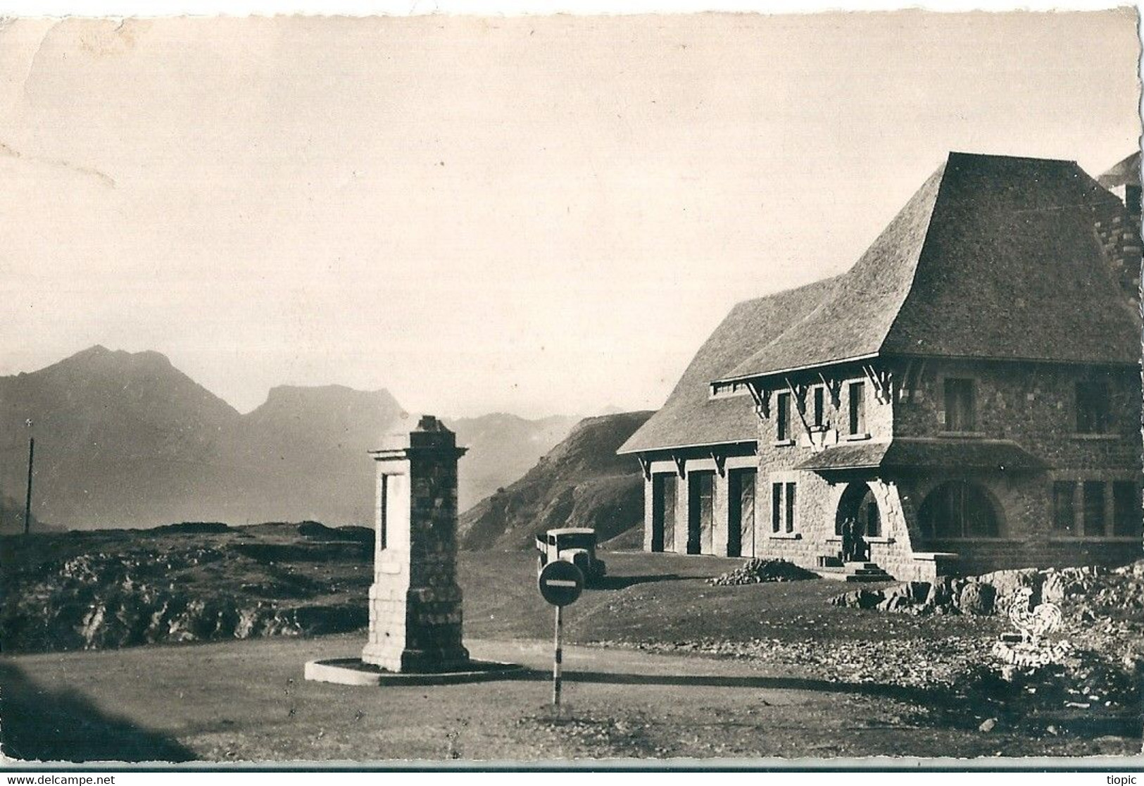 Carte Photo  N Et B  Du   COL Du  SOMPORT   ( 64 )    Versant  Français. - Col Du Somport