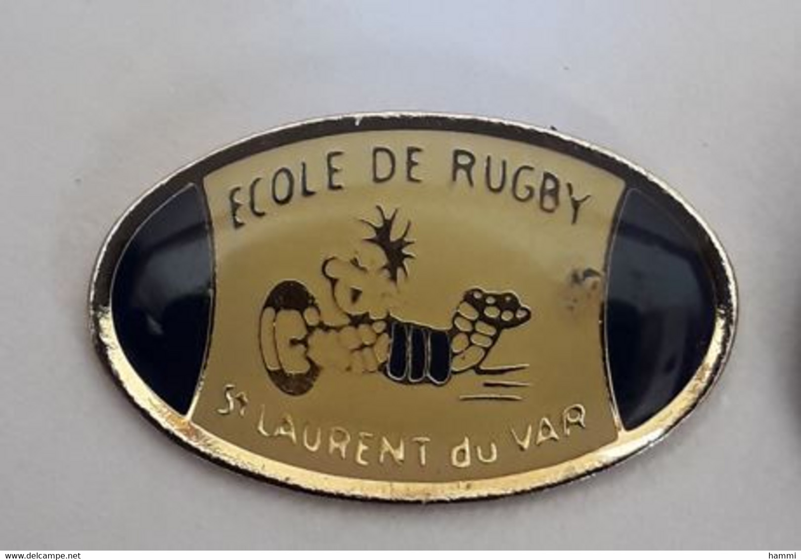 QQ207 Pin's école Rugby ST SAINT LAURENT DU VAR Alpes-Maritimes Achat Immédiat - Rugby