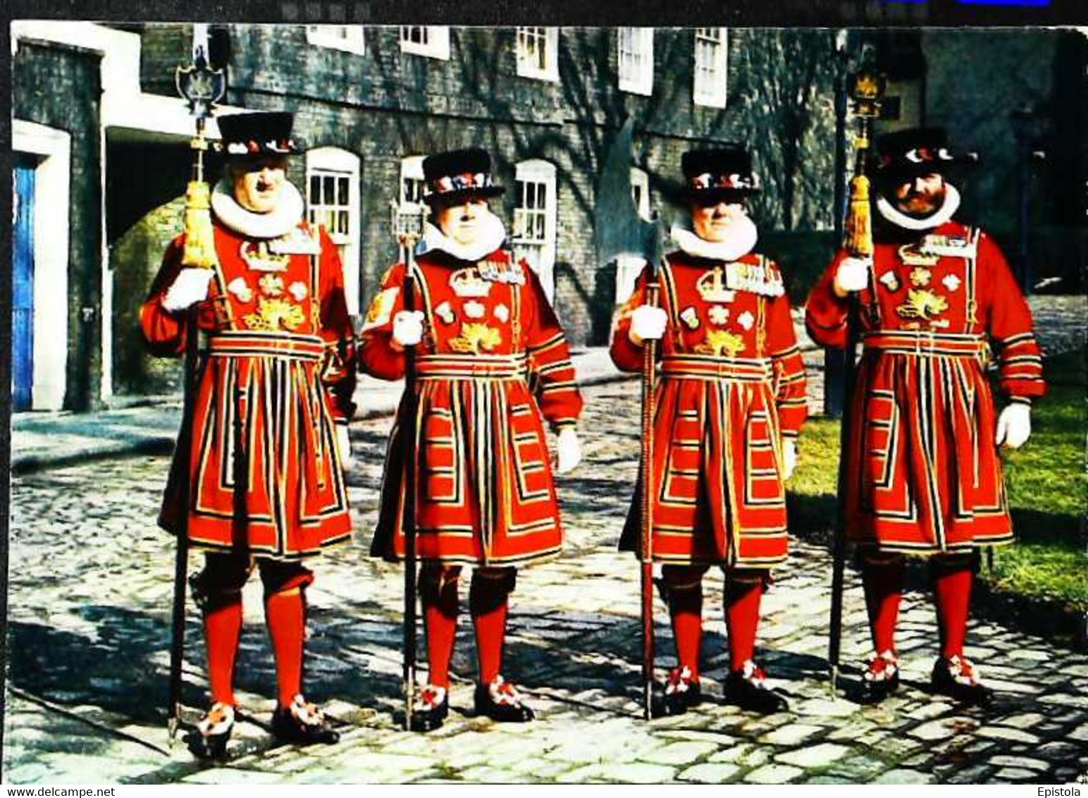 ►  Cpsm Yeomen Warders - Ceremonial Chief - Tower Of London 1960/70 - Régiments