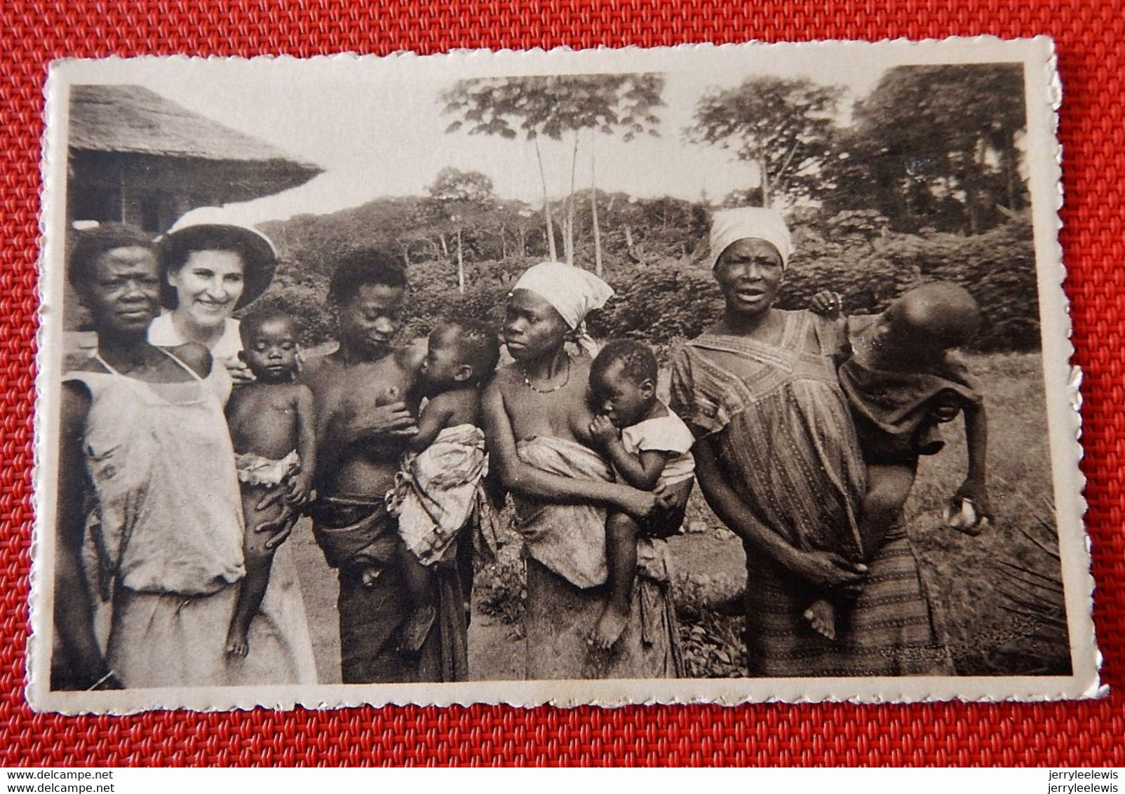 CONGO BELGE  -  LOMBOLOMBO  - WAFANYA -   Mères Lépreuses Avec Leur Enfant Sain - Belgisch-Congo