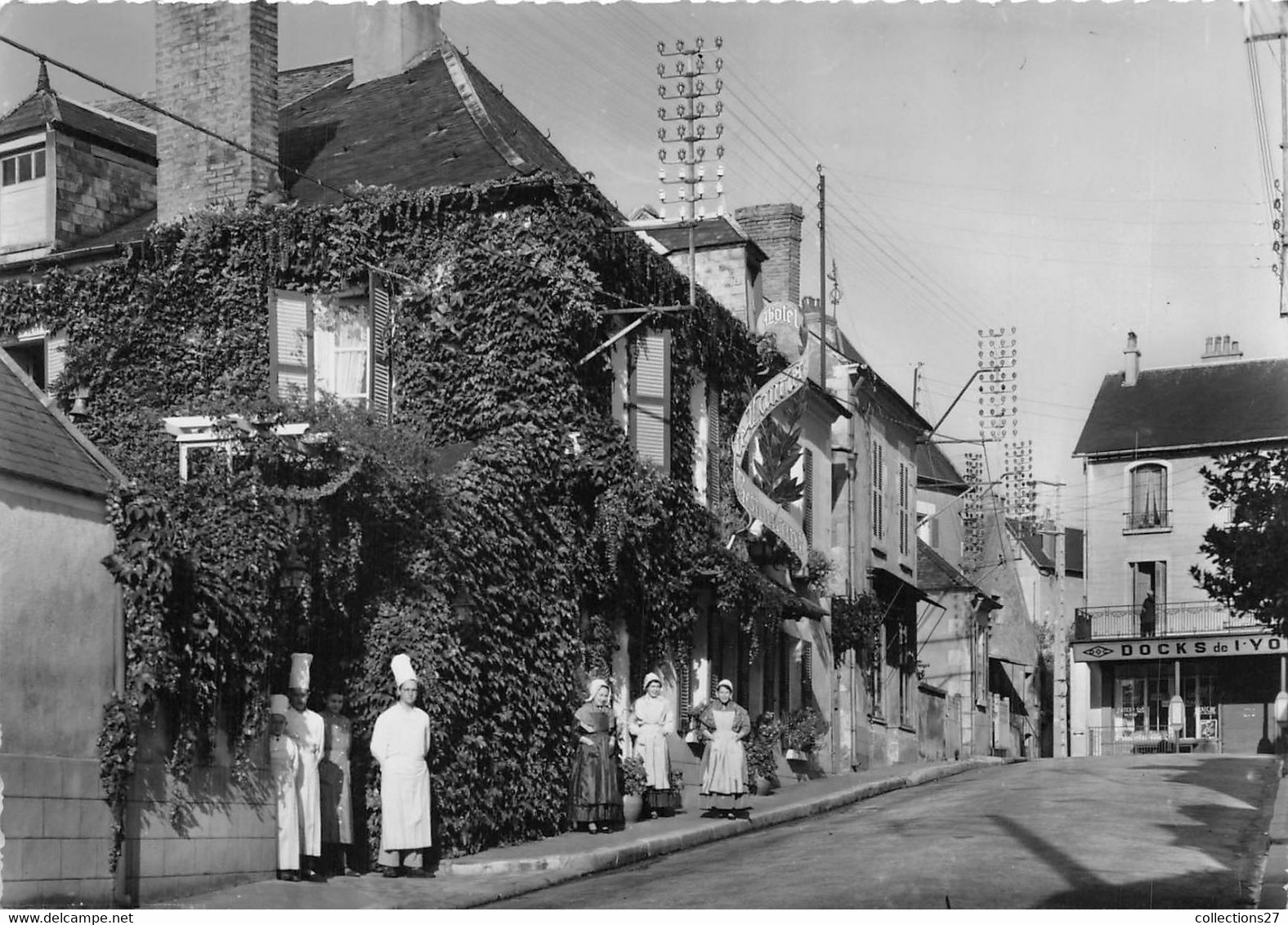 18-SAINT-SATUR- HÔTEL LE LAURIER- RIESSER-ROGUES- PROPRIETAIRE - Saint-Satur