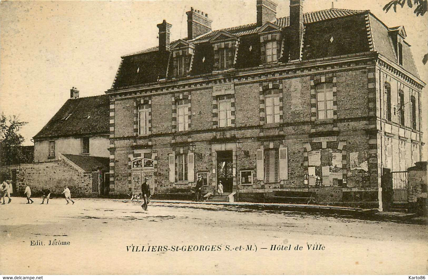 Villiers St Georges * La Place De L'hôtel De Ville * Mairie - Villiers Saint Georges