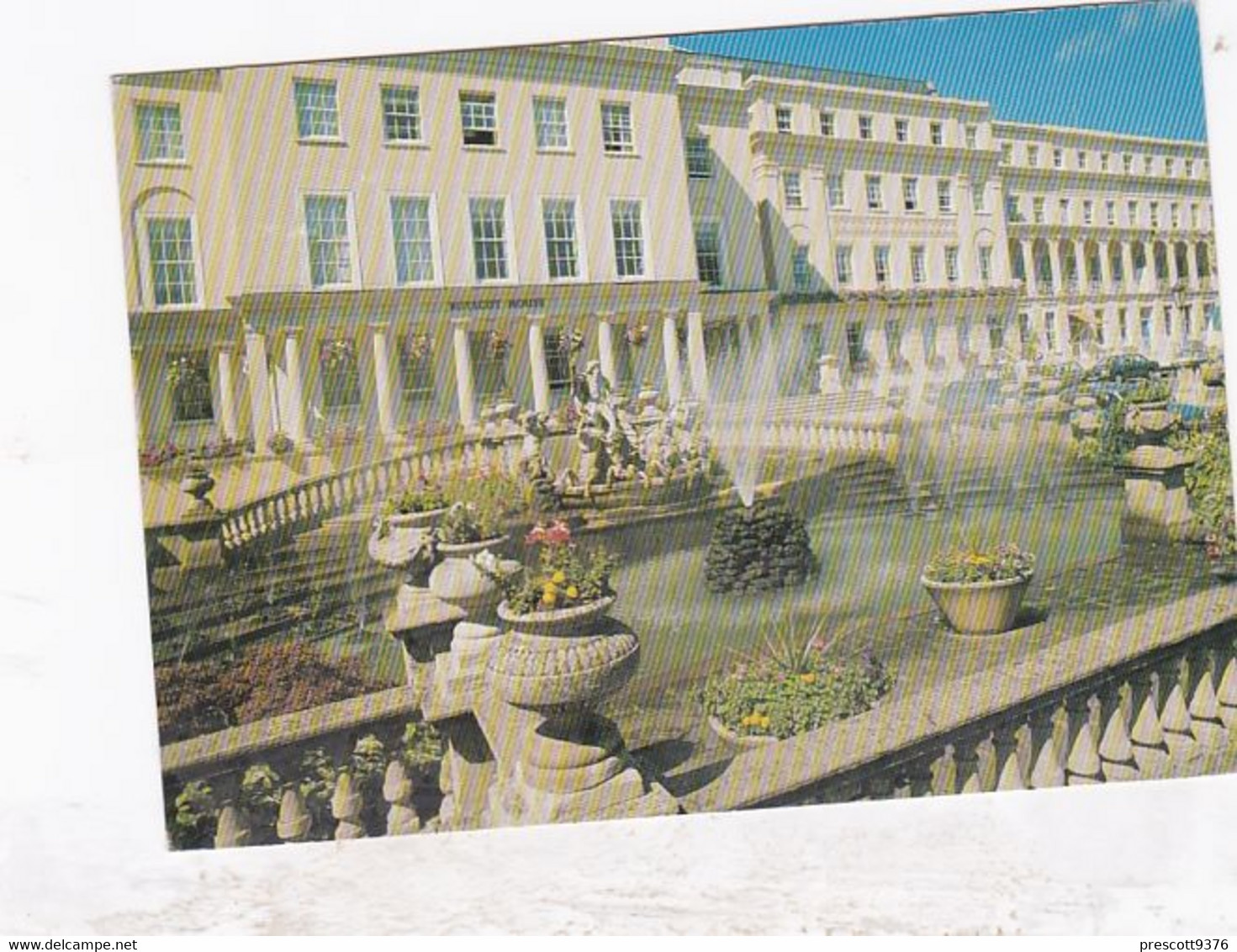 Unused  Postcard, Gloucestershire, Neptune Fountain, Cheltenham - Cheltenham