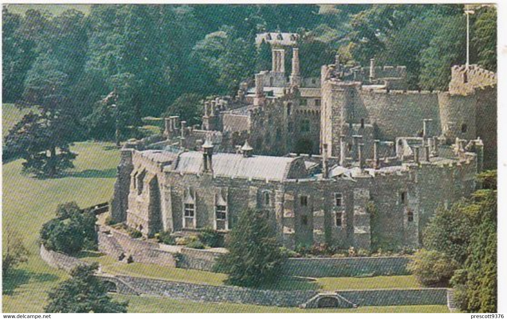 Unused  Postcard, Gloucestershire, Berkley Castle - Cheltenham