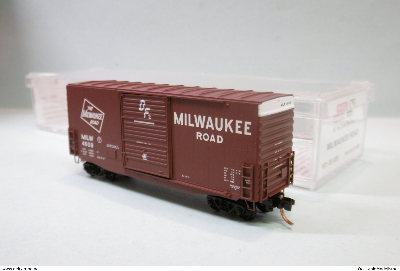 Micro-Trains Line - WAGON US 40' Hy-Cube Box Car MILWAUKEE ROAD Réf. 101 00 020 BO N 1/160 - Goods Waggons (wagons)