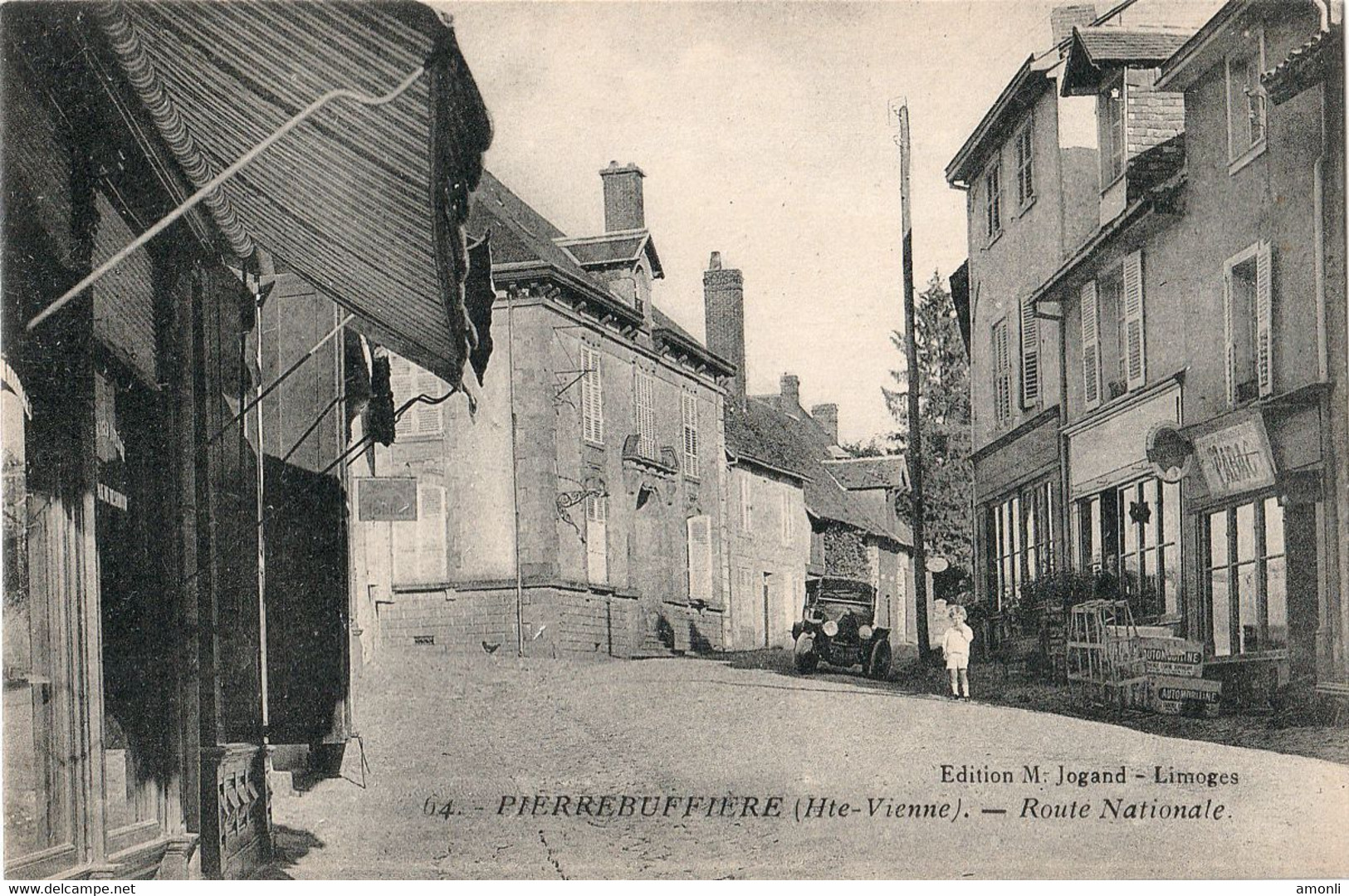 87. HAUTE-VIENNE - PIERRE-BUFFIERE. Route Nationale. Auto Devant Le Bureau De Tabacs. - Pierre Buffiere