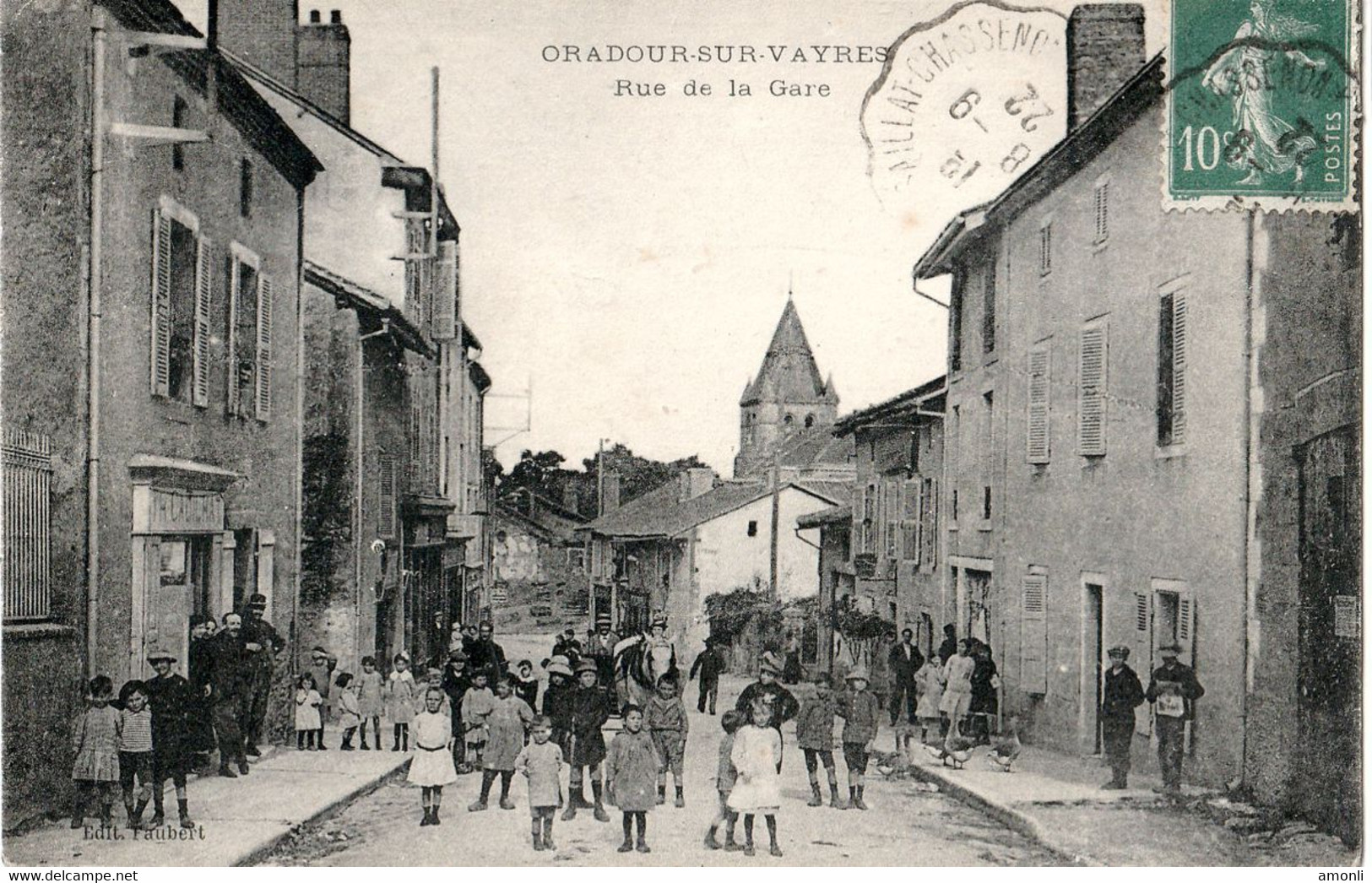 87. HAUTE-VIENNE - ORADOUR SUR VAYRES. Rue De La Gare. Belle Animation Devant L'Economat. - Oradour Sur Vayres