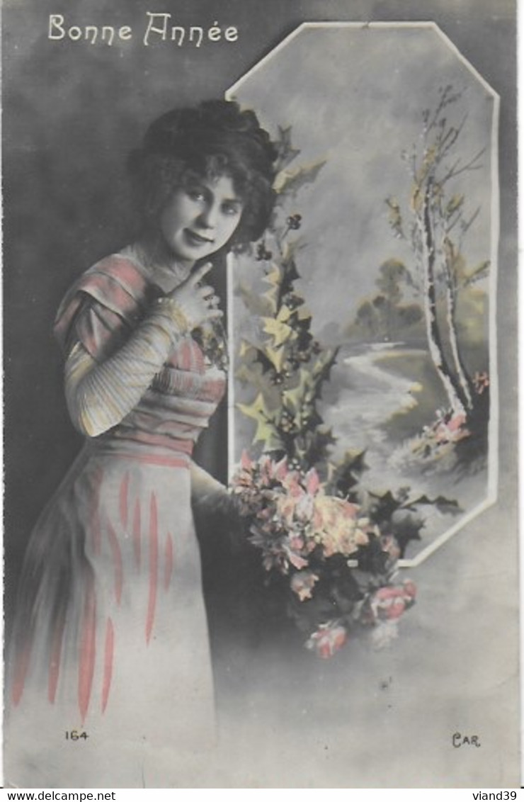Bonne année - Lot de 12 CPA - thème : femmes - cartes des années 1900 à 1920