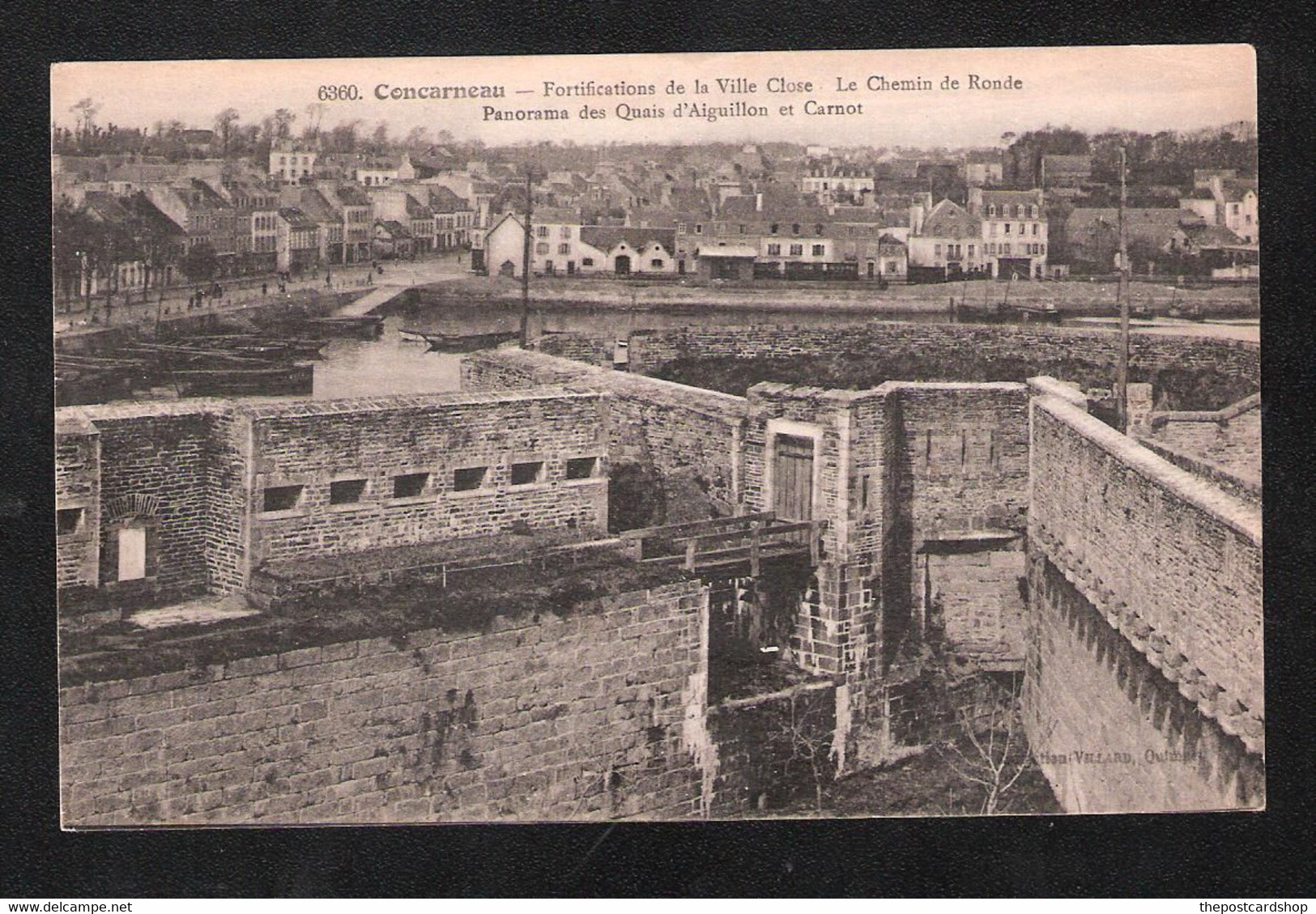 CPA  23 FINISTERE CONCARNEAU 6360 FORTIFICATIONS  VILLE CLOSE   CHEMIN DE RONDE PANORAMA DES QUAIS D'AIGUILLON ET CARNOT - Concarneau