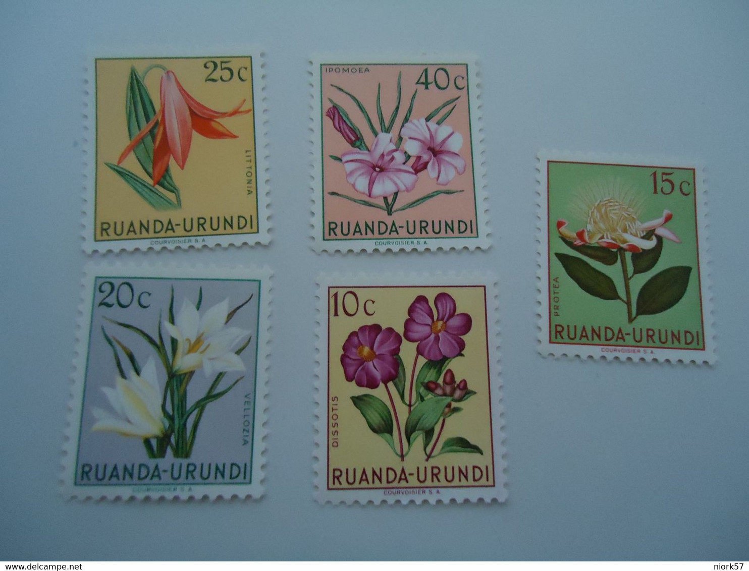 RUANDA-URUNDI MNH  STAMPS  FLOWERS - Sonstige & Ohne Zuordnung