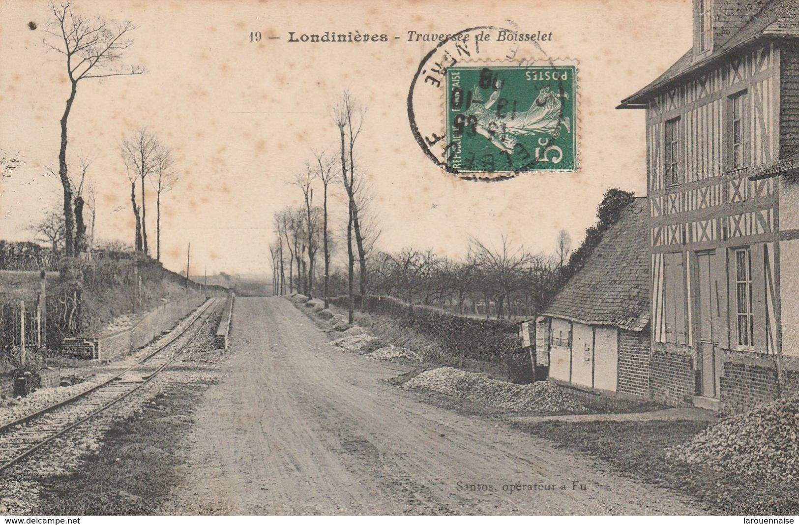 76 - LONDINIERES - Traversée De Boisselet - Londinières