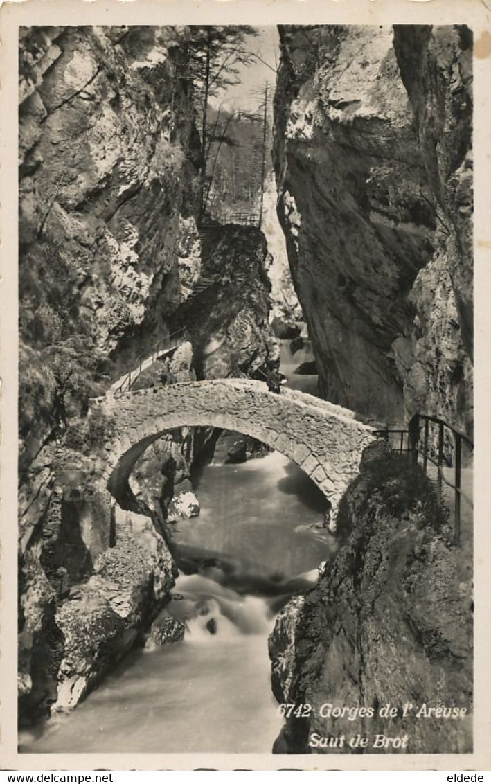 Real Photo Gorges De L' Areuse Saut De Brot  . Timbrée Fleurier  Vers Charenton Par Pouilly Sur Loire Nièvre - Fleurier