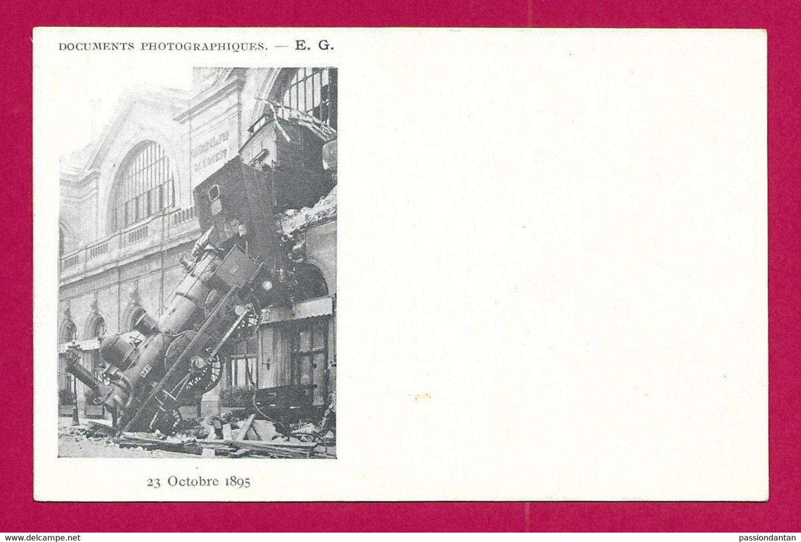 CPA Paris - Accident Ferroviaire De La Gare Montparnasse D'Octobre 1895 - Pariser Métro, Bahnhöfe