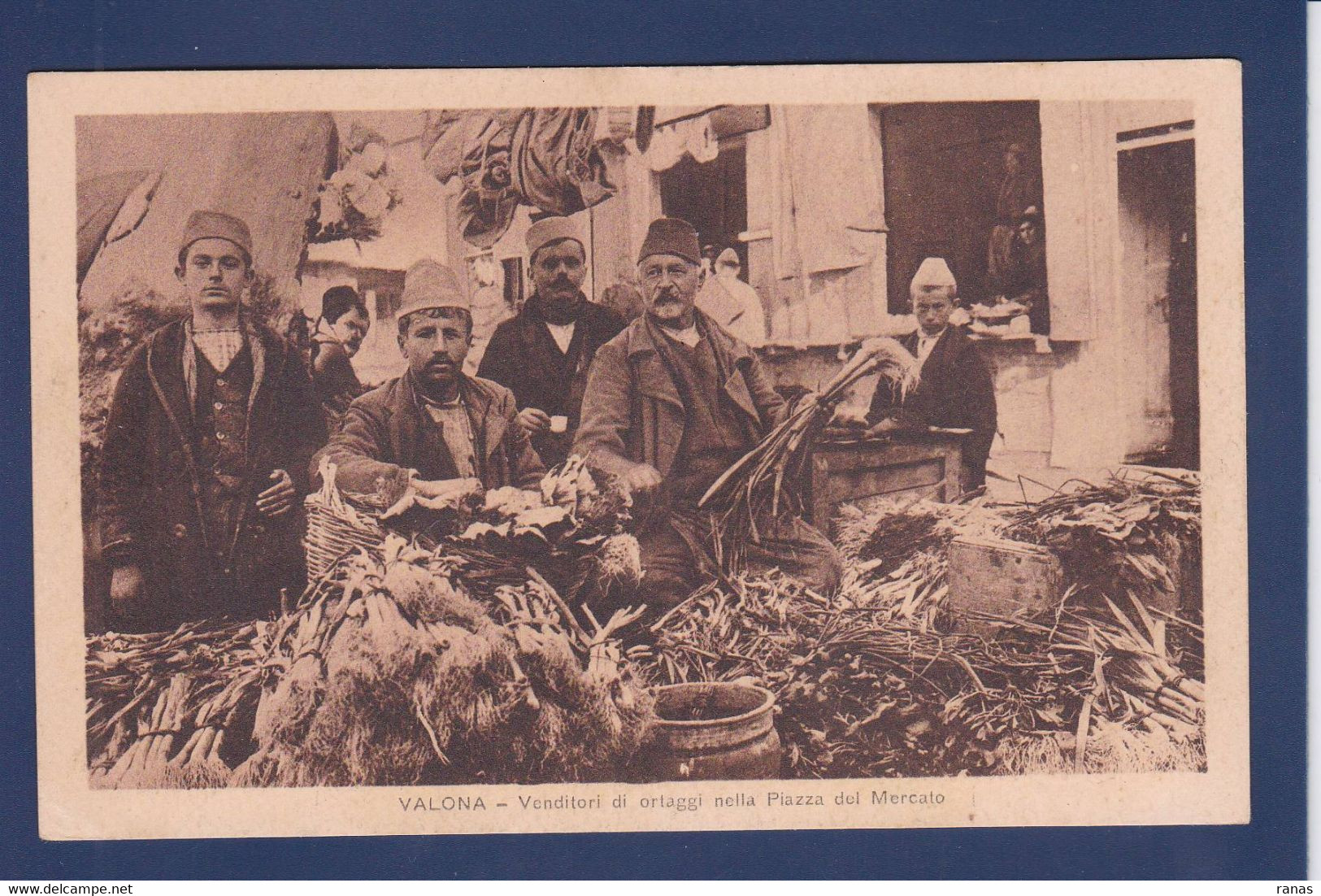 CPA Albanie Valona Non Circulé Marché Market - Albanien