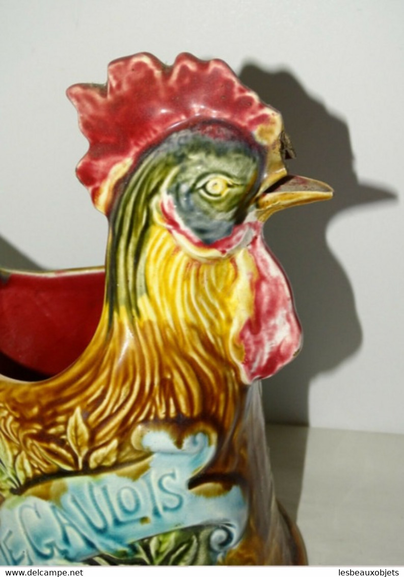 ANCIEN PICHET BARBOTINE ONNAING COQ LE GAULOIS CHANTE CLAIR POUR LA FRANCE déco collection vitrine