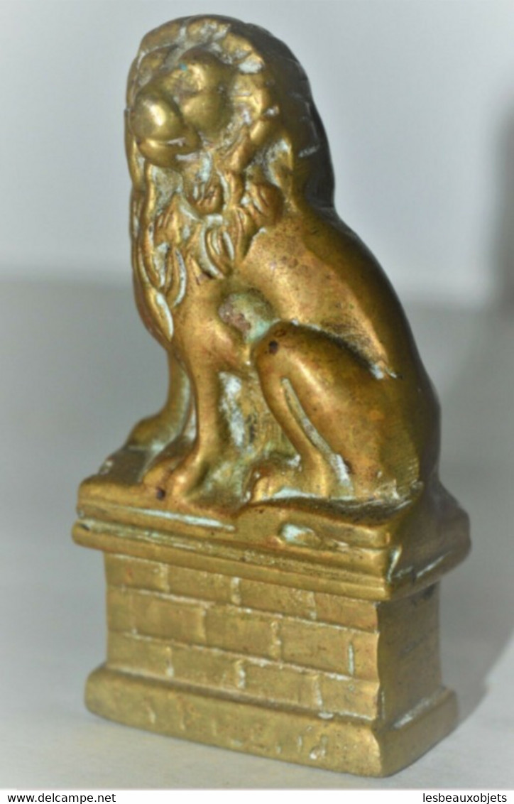 ANCIENNE PETITE STATUETTE BRONZE LION OBJET DE VITRINE COLLECTION DECO