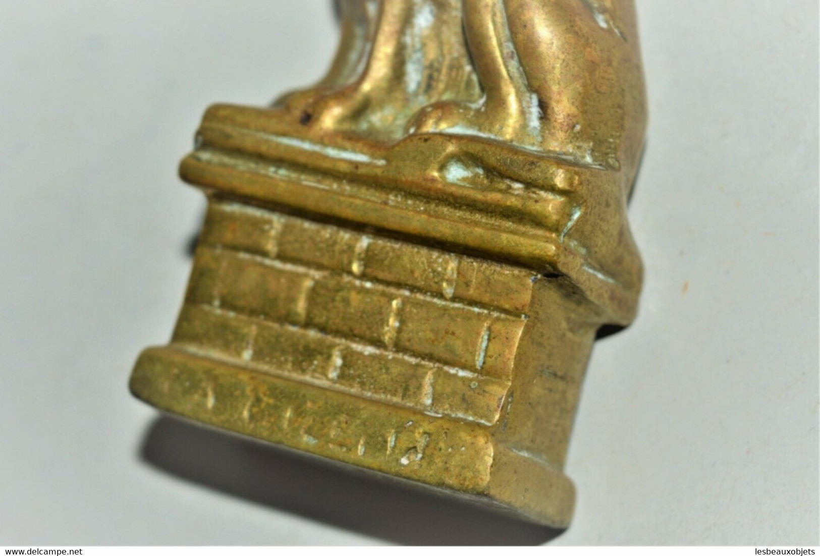ANCIENNE PETITE STATUETTE BRONZE LION OBJET DE VITRINE COLLECTION DECO