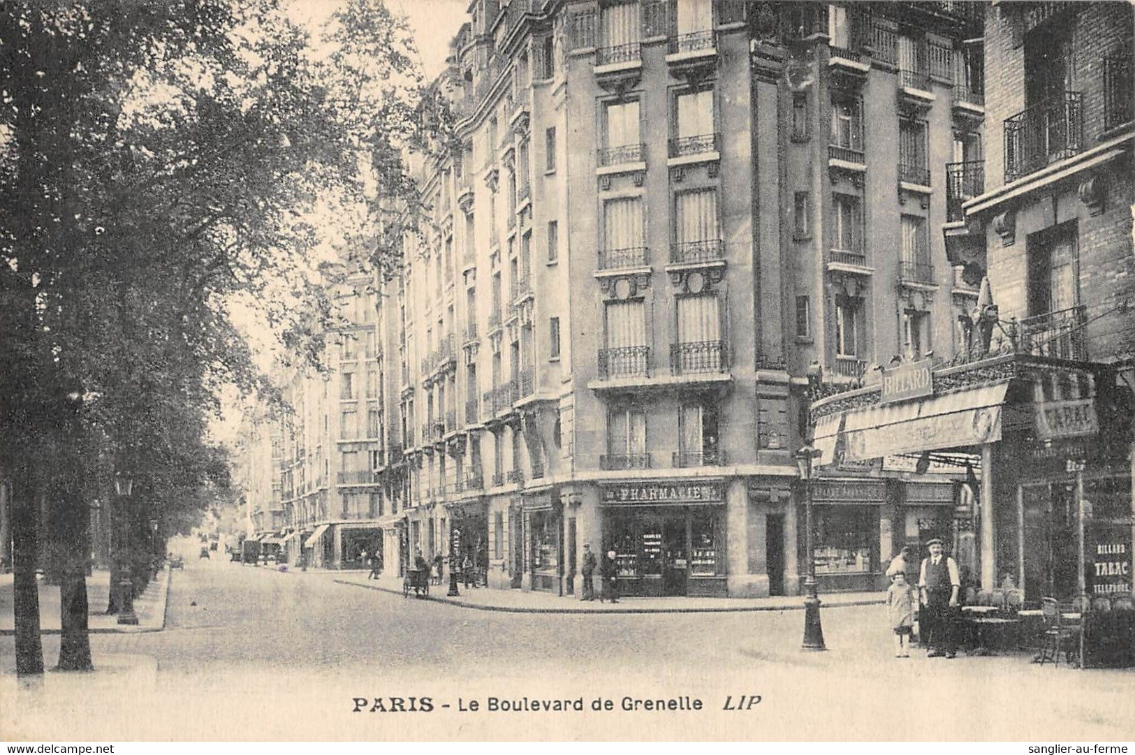 CPA 75 PARIS XVe PARIS LE BOULEVARD DE GRENELLE - Arrondissement: 15