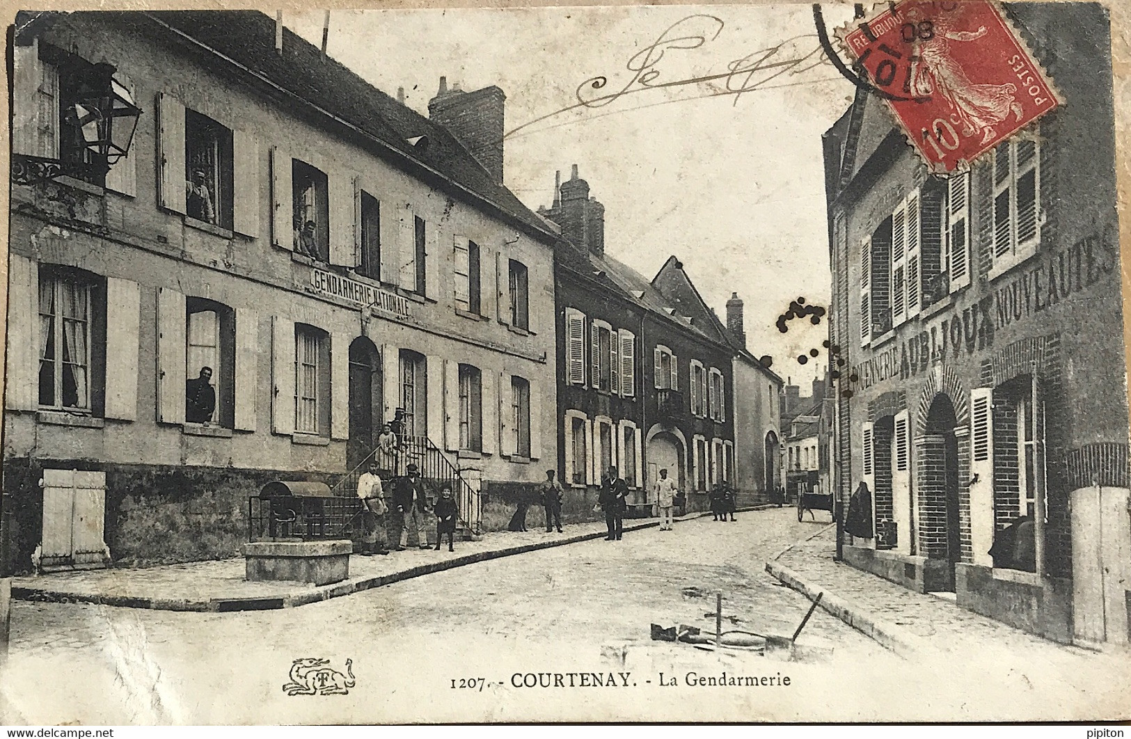La Gendarmerie - Courtenay