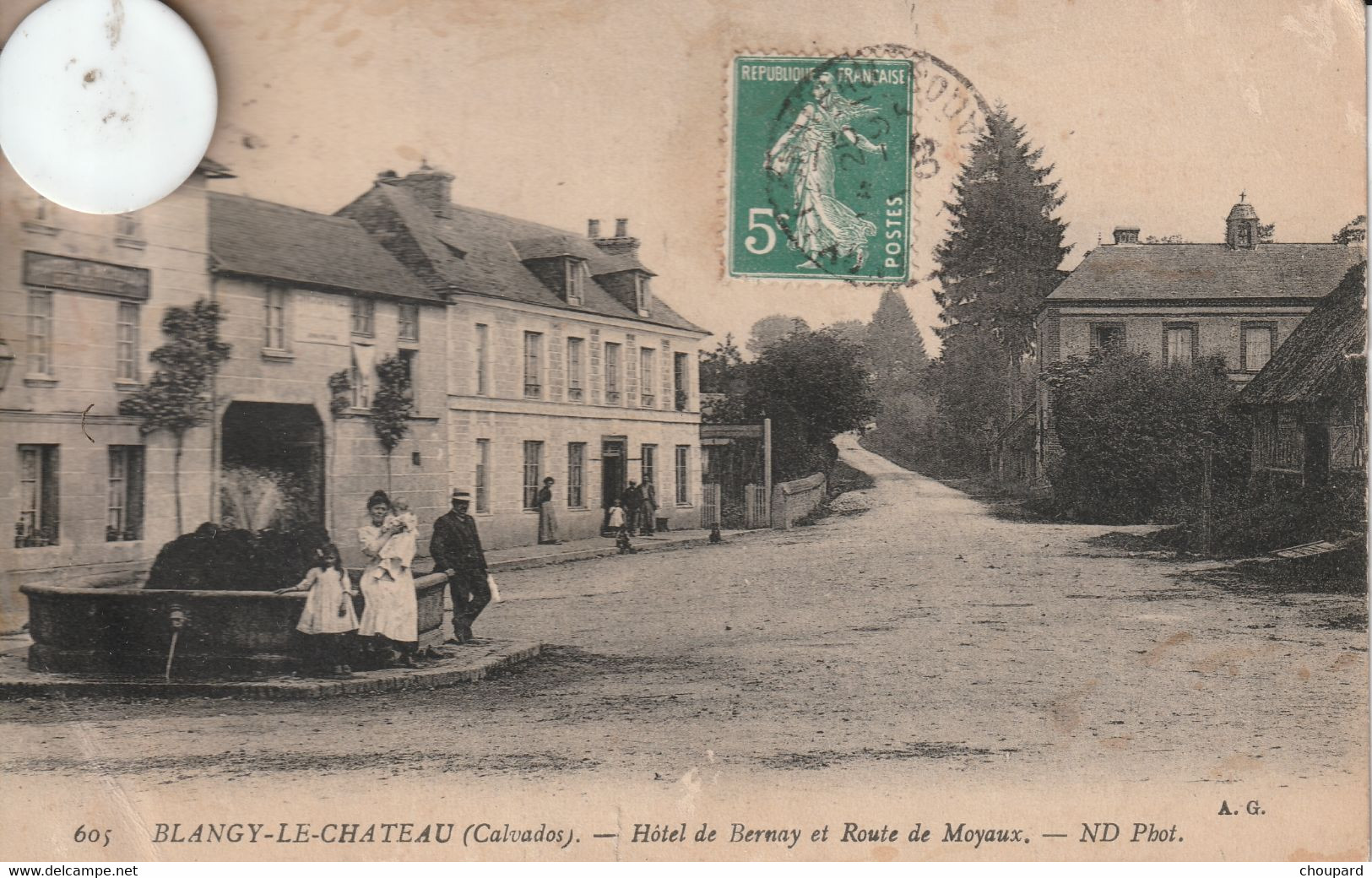 14  - Carte Postale Ancienne De   BLANGY LE CHATEAU   Hotel De Bernay Et Route De Moyaux - Other & Unclassified