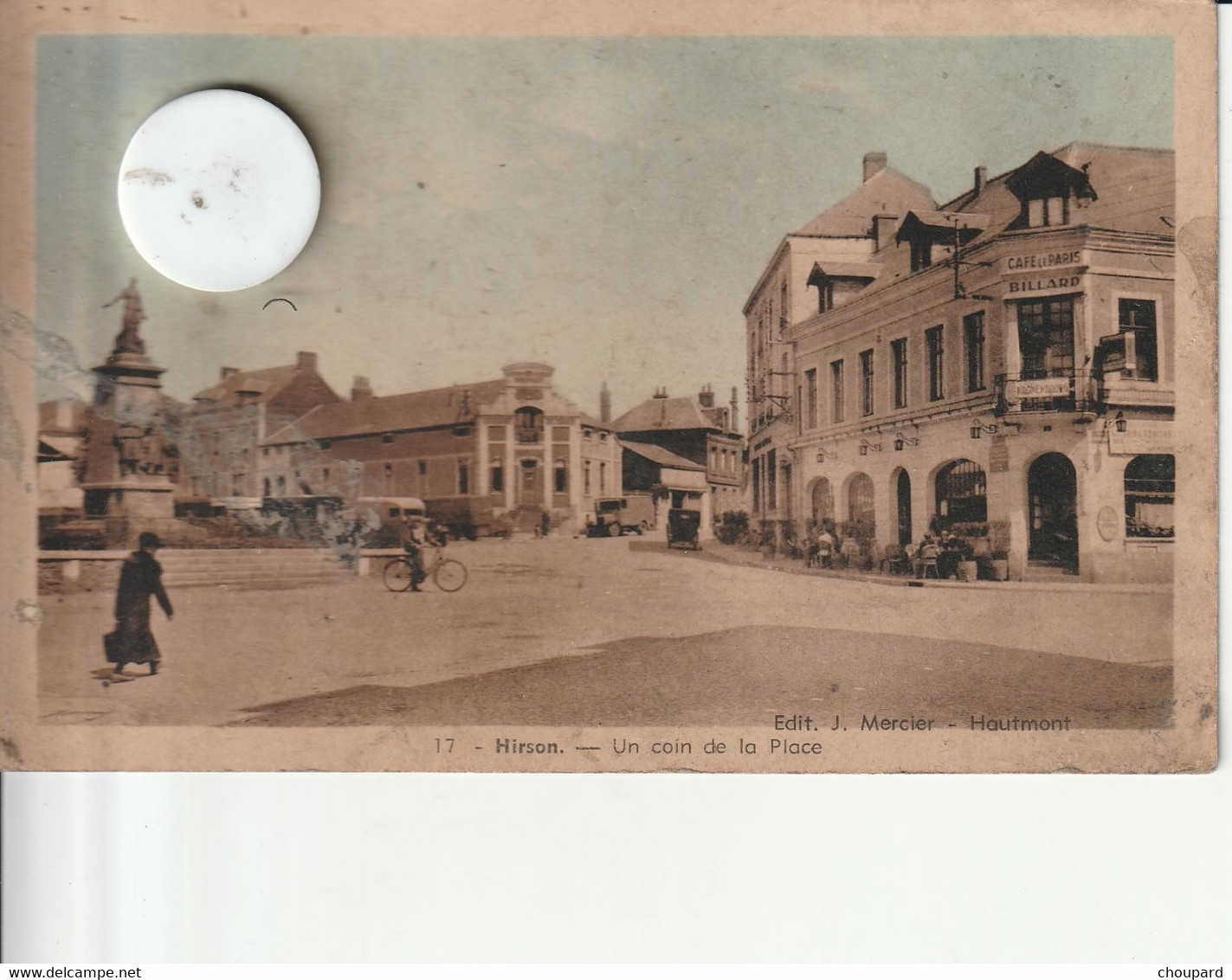 02 - Carte Postale Ancienne De  HIRSON     Un Coin De La Place - Hirson