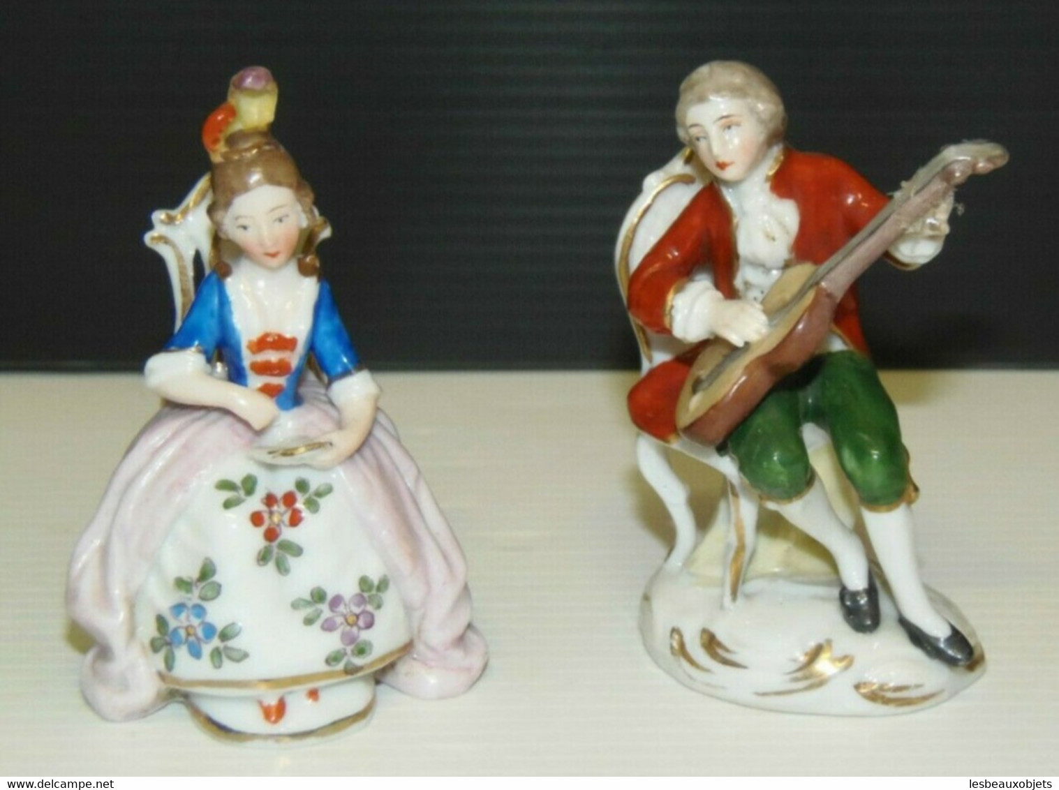 2 SUJETS PERSONNAGES PORCELAINE CAPODIMONTE MUSICIEN Objet De Vitrine XIXe Déco Collection Miniatures - Capodimonte (ITA)