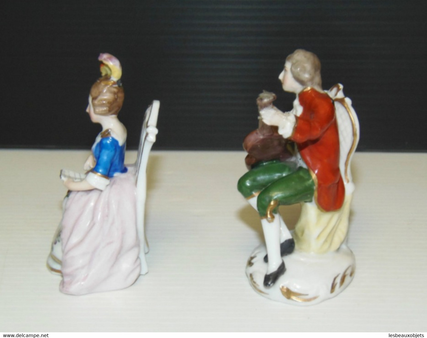 2 SUJETS PERSONNAGES PORCELAINE CAPODIMONTE MUSICIEN Objet De Vitrine XIXe Déco Collection Miniatures - Capodimonte (ITA)