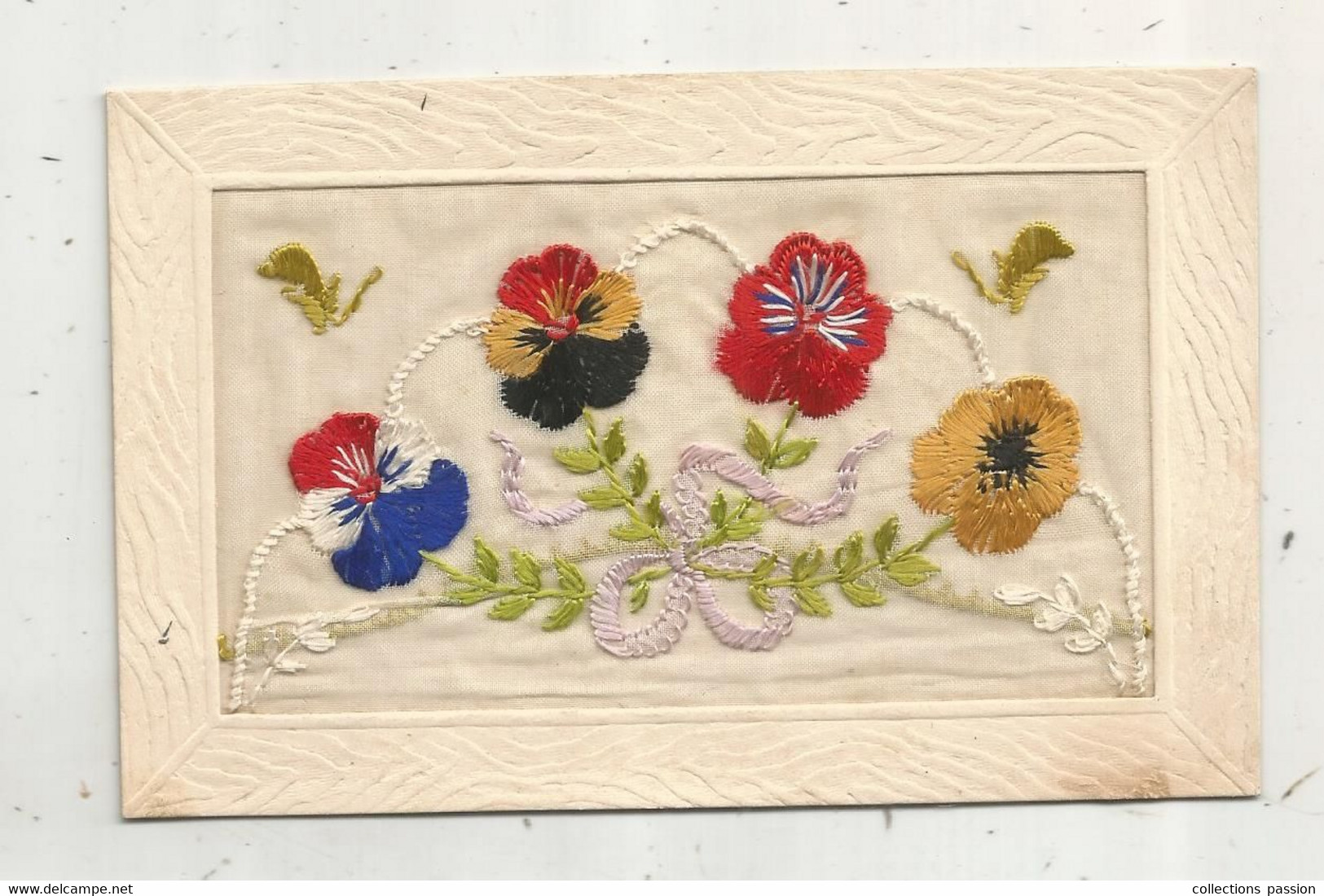 Cp,  TISSU , Carte Brodée , Fleurs ,écrite - Ricamate