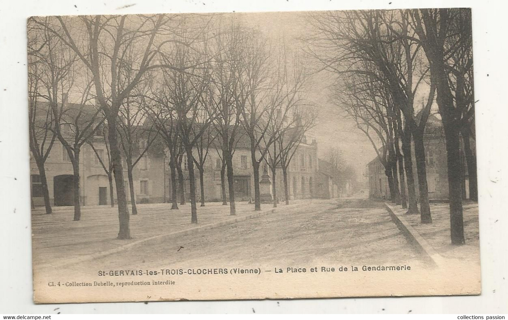 Cp,  86 , VIENNE , SAINT GERVAIS LES TROIS CLOCHERS ,la Place Et Rue De La GENDARMERIE ,voyagée 1929 - Saint Gervais Les Trois Clochers