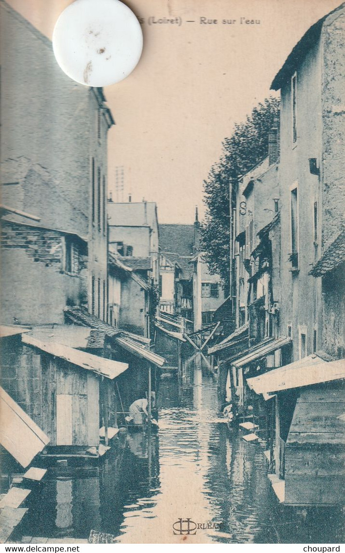 45 - Carte Postale Ancienne De   MONTARGIS   Rue Sur L'Eau - Montargis