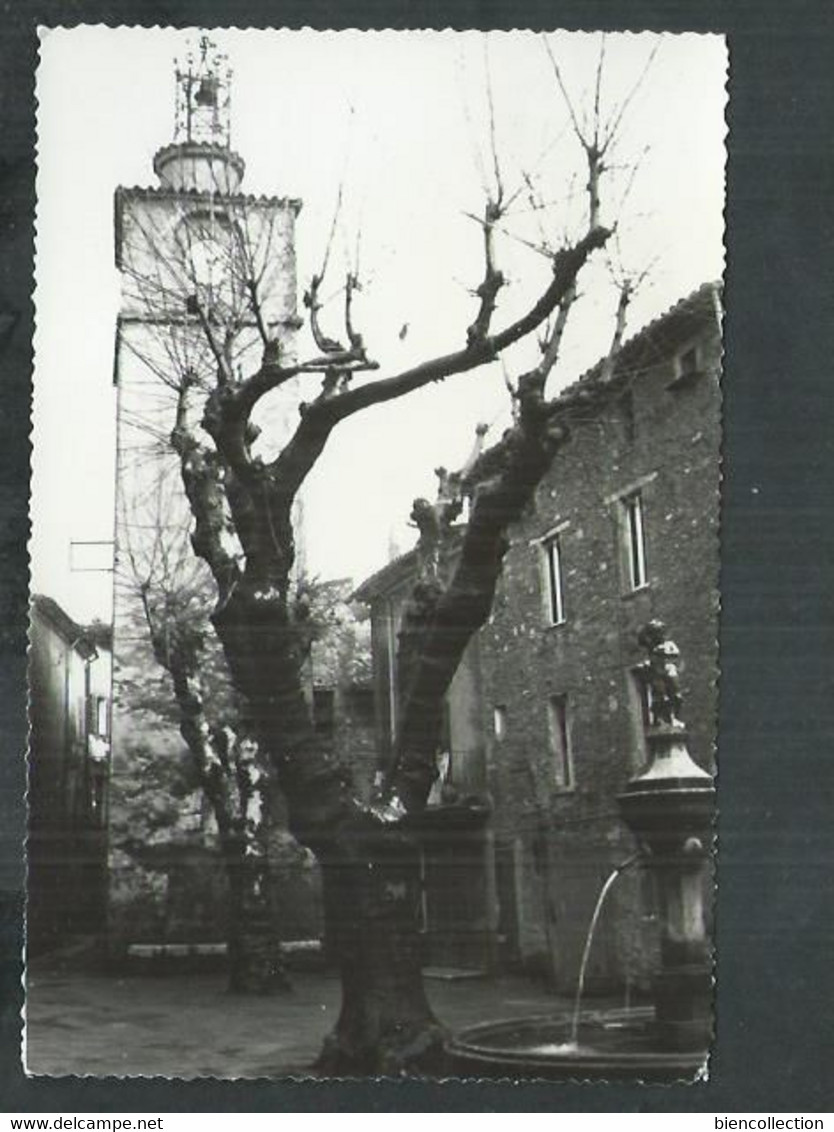 Var. La Roquebrussane , Le Clocher Et La Fontaine - La Roquebrussanne