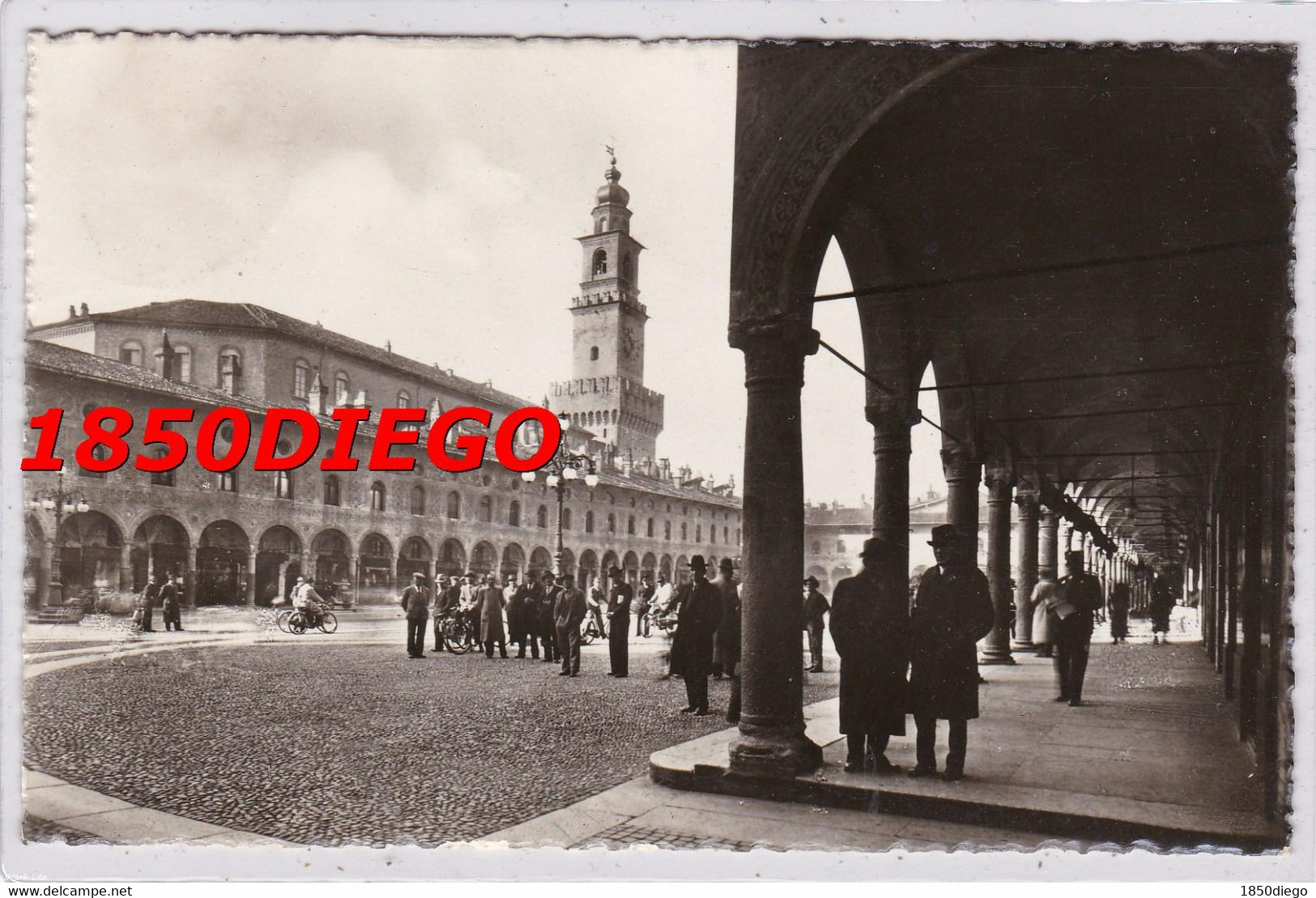 VIGEVANO - PIAZZA DUCALE  TORRE DEL BRAMANTE F/PICCOLO VIAGGIATA ANIMAZIONE - Vigevano