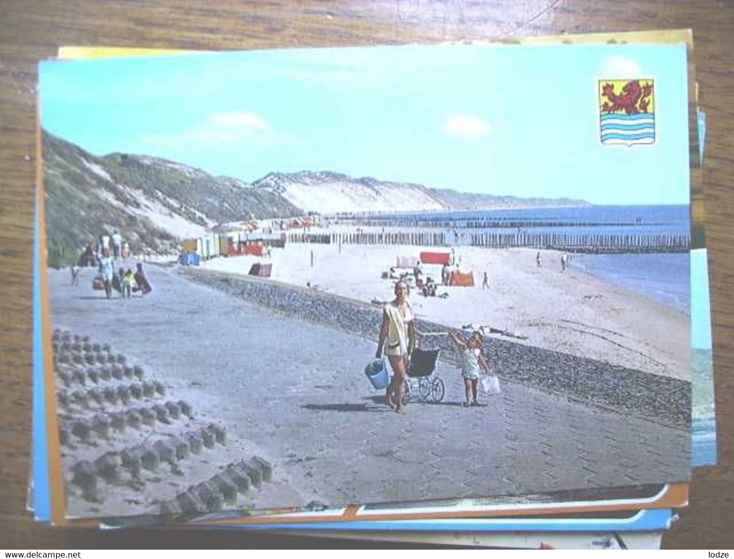 Nederland Holland Pays Bas Zoutelande Met Wandelaars Langs Het Strand - Zoutelande