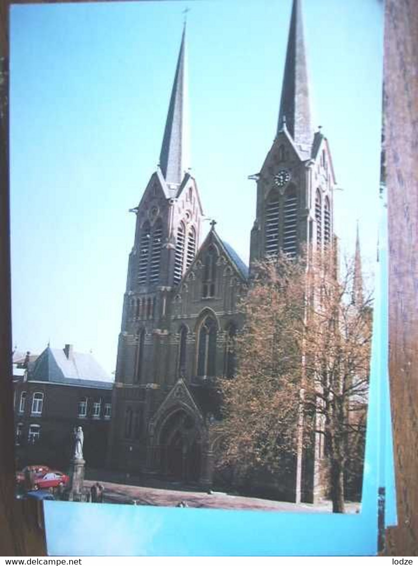 Nederland Holland Pays Bas Kaatsheuvel Met Kerk St Jan De Doper Voorkant - Kaatsheuvel