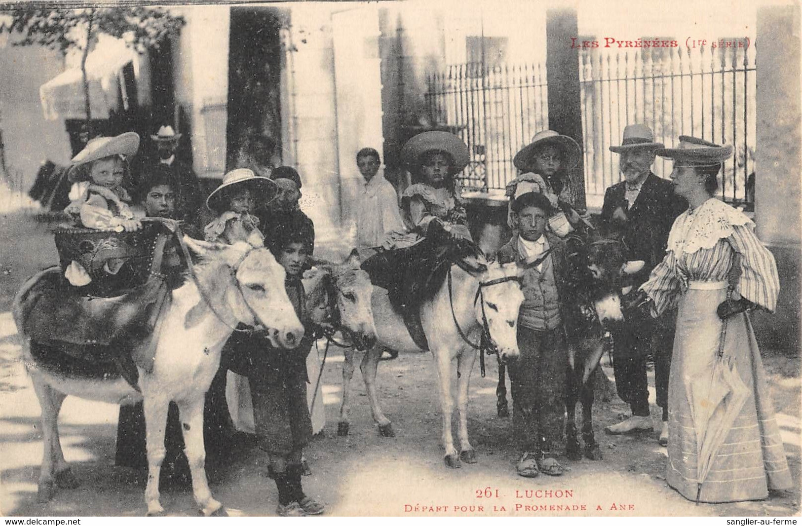 CPA 31 LUCHON DEPART POUR LA PROMENADE A ANE - Luchon