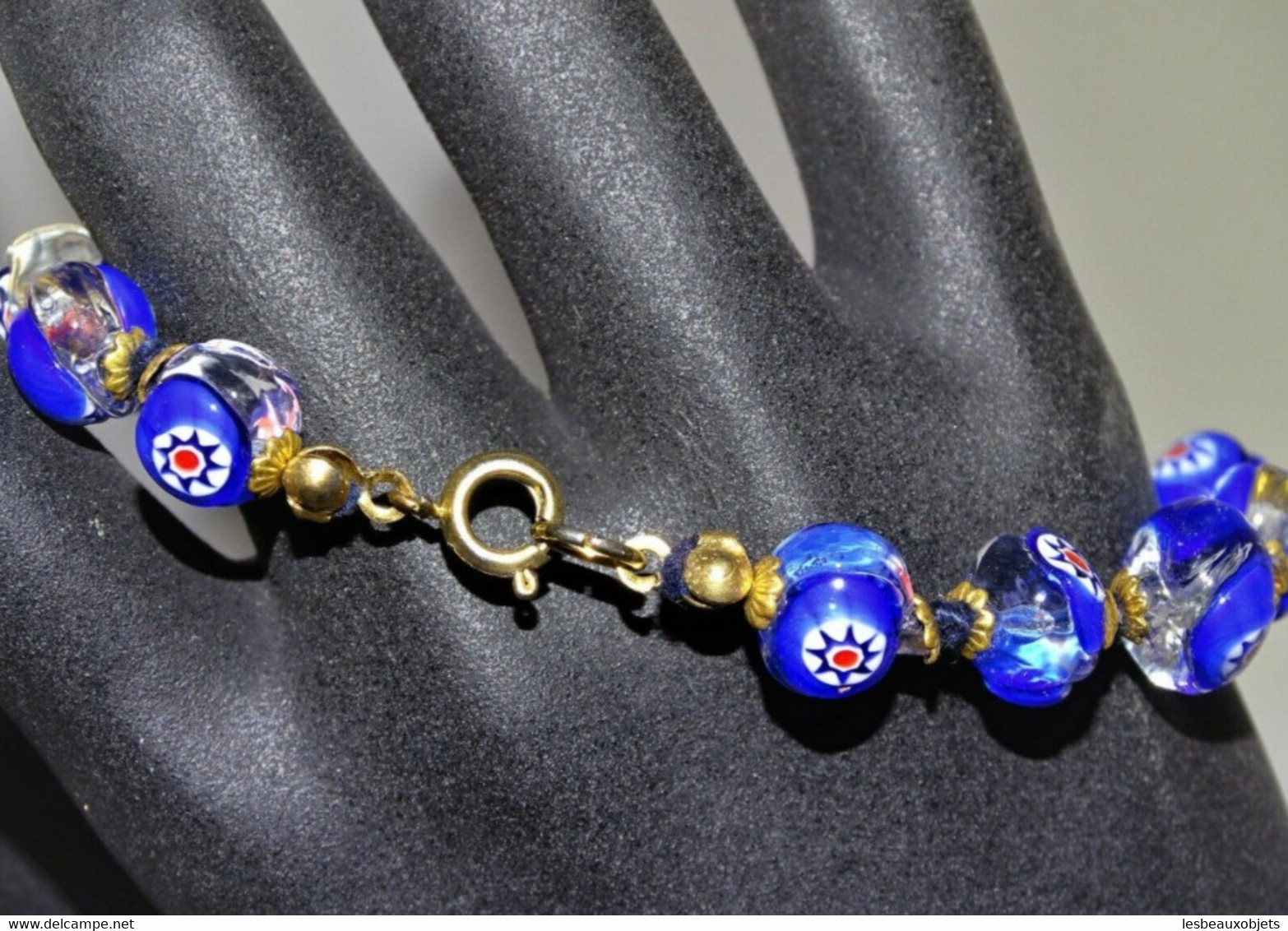 JOLI BRACELET VINTAGE Boules en verre de Murano à dominante Bleue collection bijou vintage