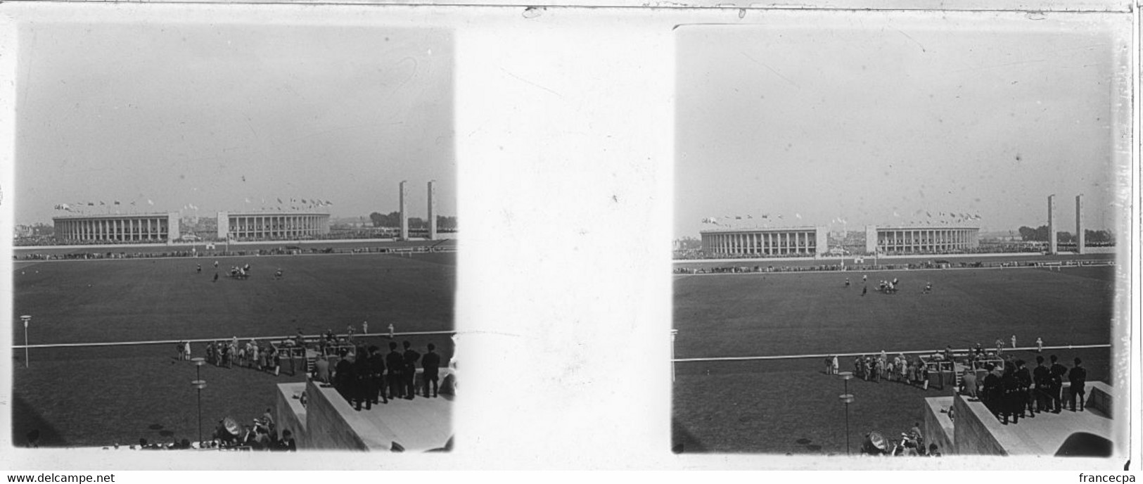 PP 46 - JEUX OLYMPIQUES ALLEMAGNE BERLIN 1936  Le Stade - Plaques De Verre