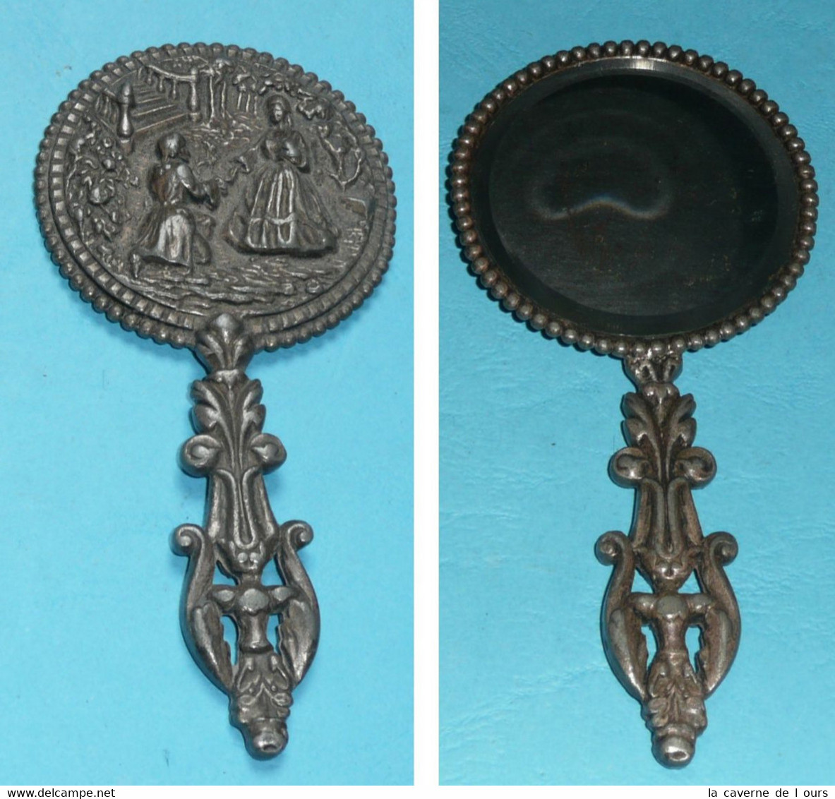 Rare Ancien Miroir De Poche Ou Sac, Face à Main En Métal Avec Verre Biseauté, Scène Galante - Accessoires