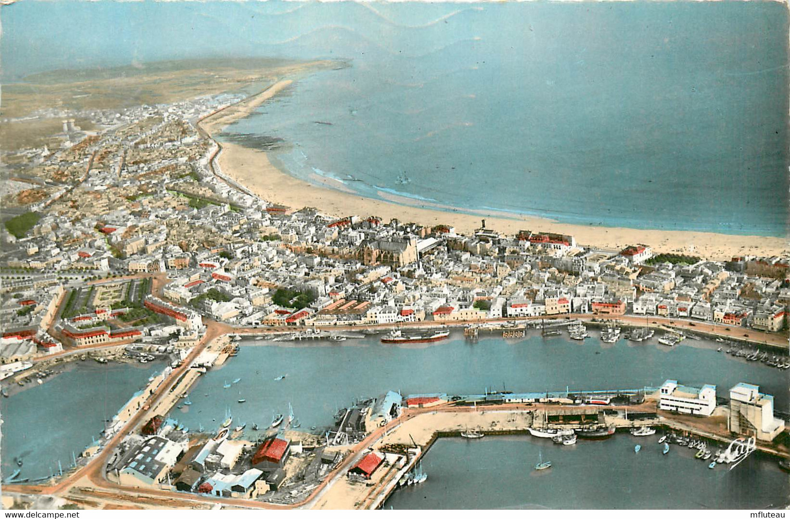 85* SABLES D OLONNE Vue Generale – (CPSM 9x14cm)       RL09.0897 - Sables D'Olonne