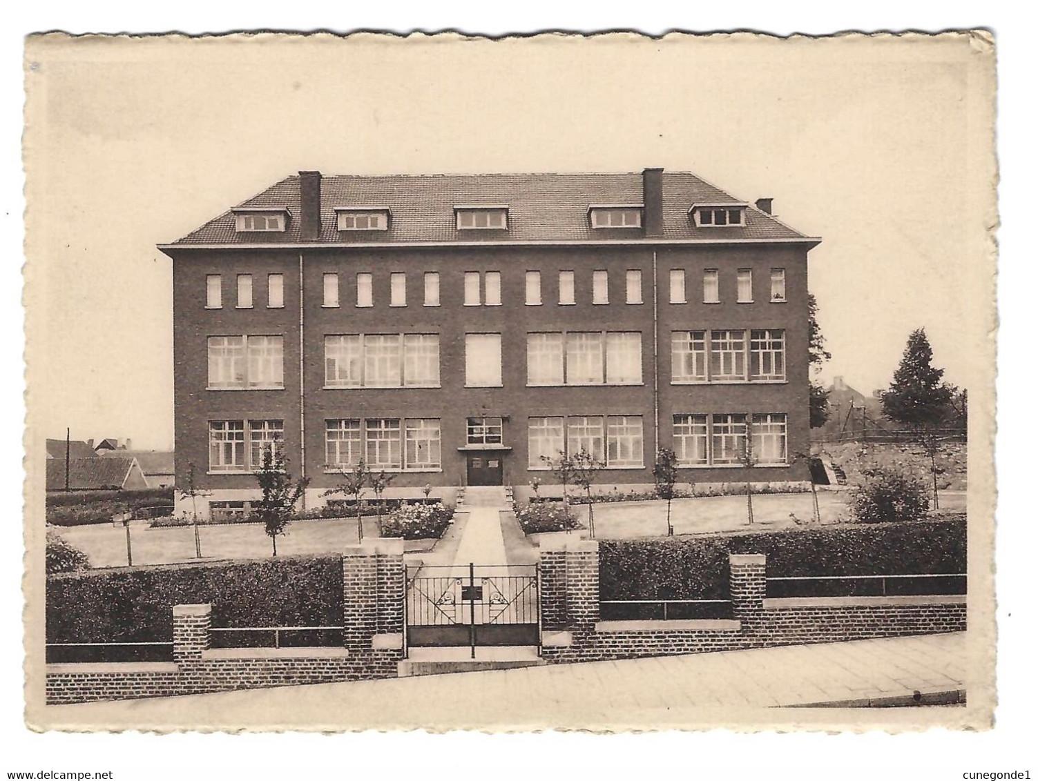 CPSM DILBEEK : Regina-Caelilyceum Zusters Van Liefde - Klassengebouw - Gelopen - 2 Scans - Dilbeek