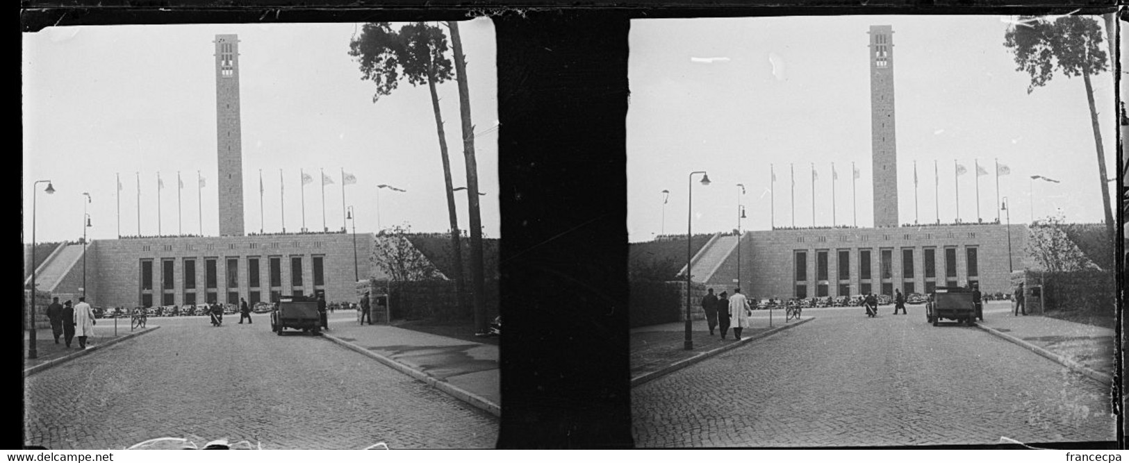 PN 41 Bis - JEUX OLYMPIQUES ALLEMAGNE BERLIN 1936  GLOCKENTURM Et Entrèe Du Magfell - Plaques De Verre