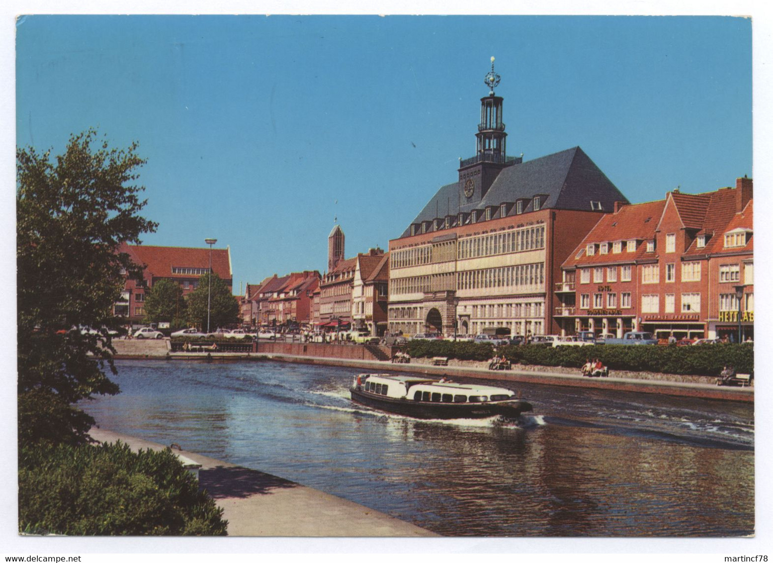 2970 Emden Am Delft Mit Rathaus Gel. 1970 - Emden